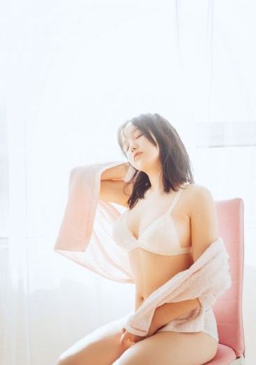 丰满小秘书好紧好紧AV_西瓜视频在线观看