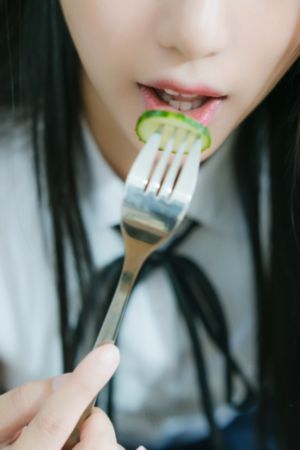十八禁美女裸露网站免费_BD韩语免费在线观看