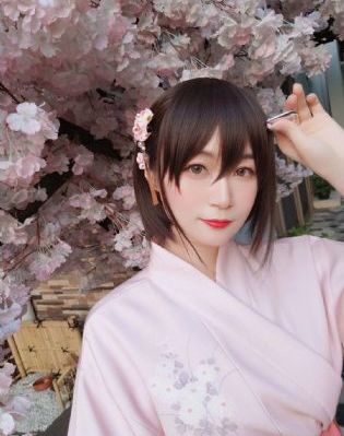 美女夜晚自慰国产毛片_剧情片全集免费观看