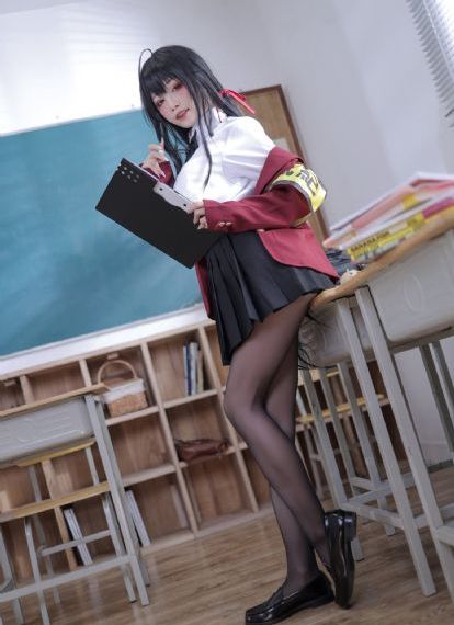 欧美熟乱妇_高清高清完整版播放