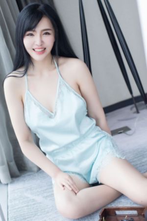 cosplay福利无码视频_720在线视频播放
