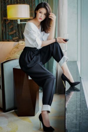 爆乳巨臀奶牛熟美妇_1080P手机免费观看完整