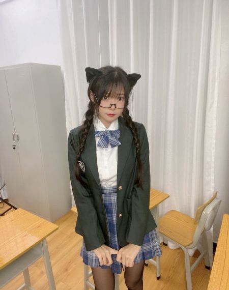cosplay在线AV_免费国语