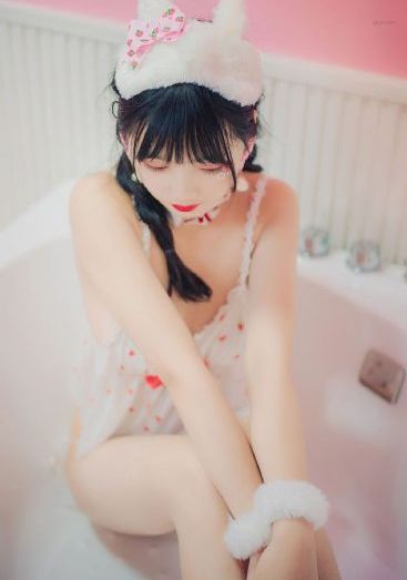 跪下闻内裤坐脸Vk_蓝光在线视频播放