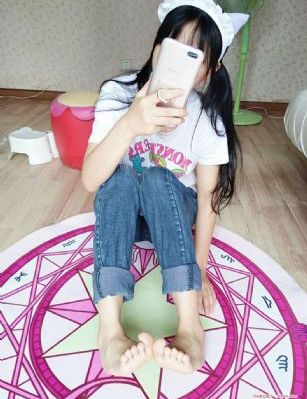 人妻吞精大口吐精_JVID性感写真